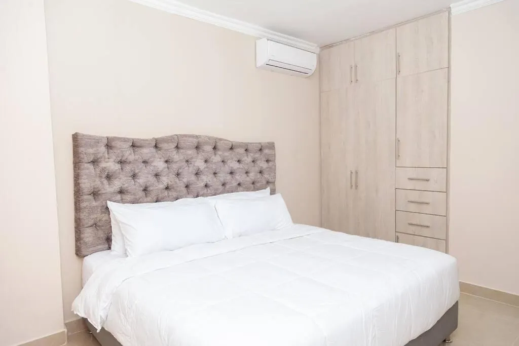 Apartamento Nuevo En Manga Cartagena 0*,
